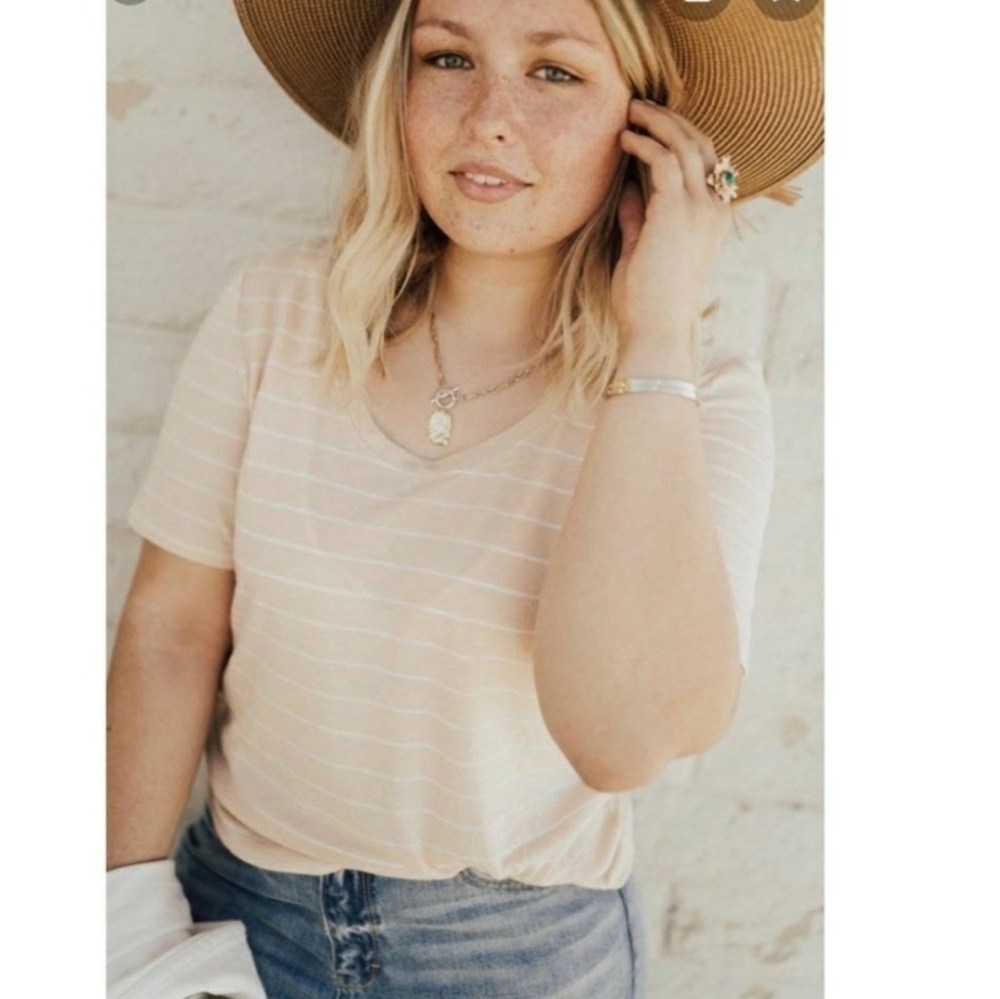 NWOT CJLA Adley Scoop Tee